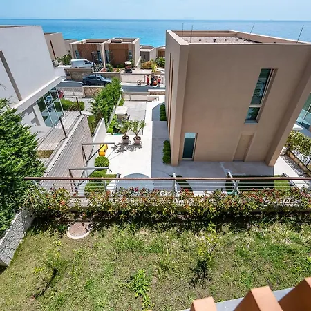 Atomium Twin Villas Villa Palasë